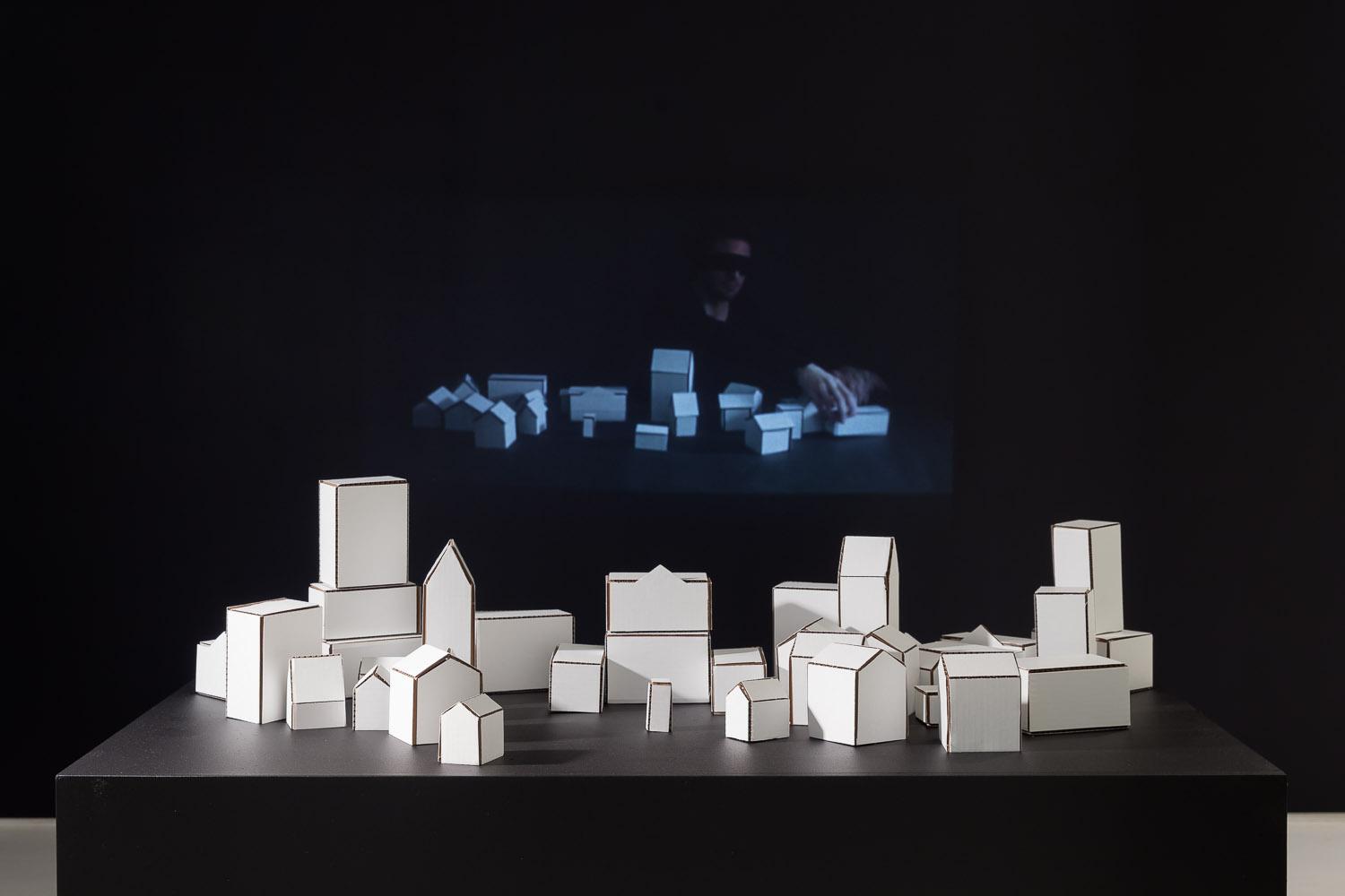 140724EFrossard_MGrns_Mltpcity_9178