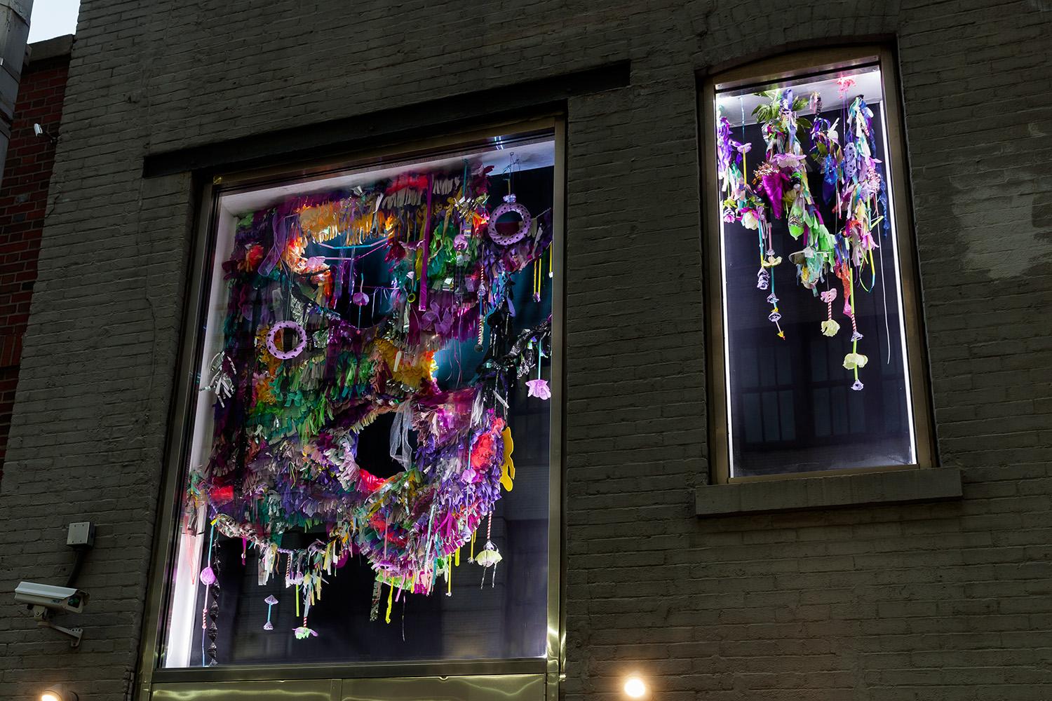 150625EFrossard_MGrns_wndw_2001