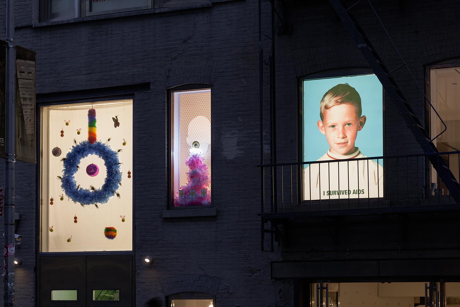 141002EFrossard_MGrns_wndw_1860